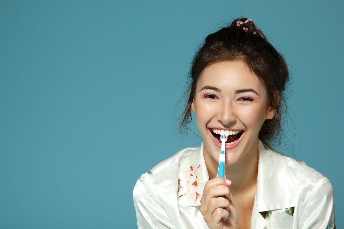 Clean and Clear Maintaining Oral Hygiene with Invisalign